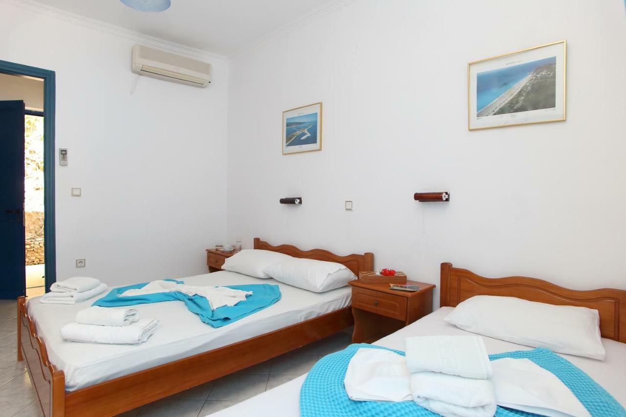 Theocharis Bros - Studios Apartments Áyios Nikítas Eksteriør bilde